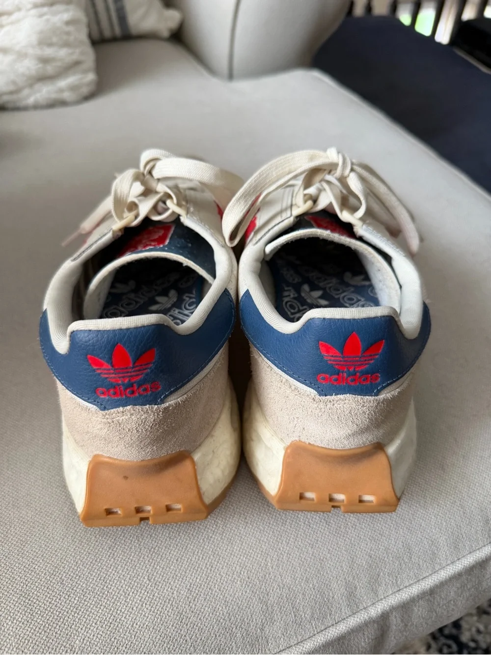 Adidas Retro Casual Sneakers in Cream with Red and Blue Accents